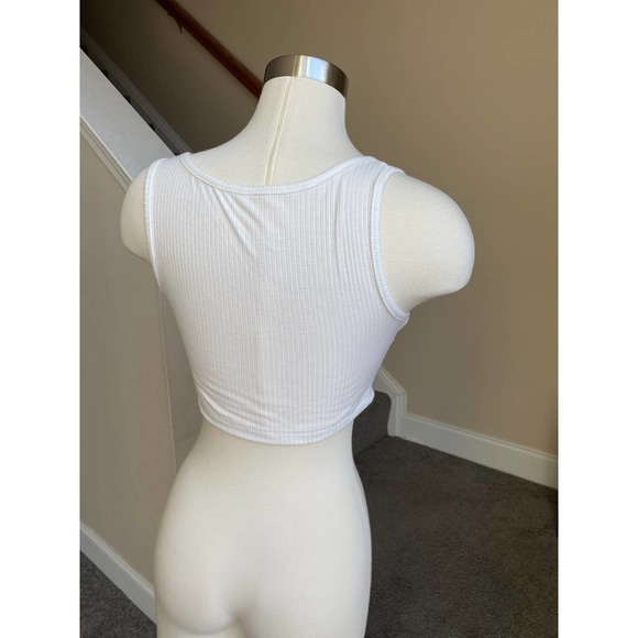 Boohoo white ribbed zip up tank top, size small - Picture 5 of 12